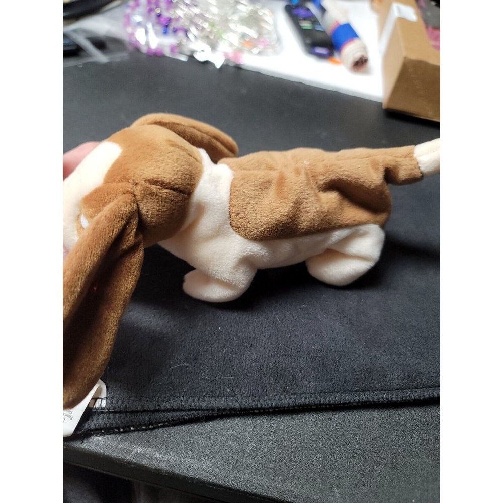 TY Beanie Baby - TRACKER the Basset Hound (7 inch) - MWMTs